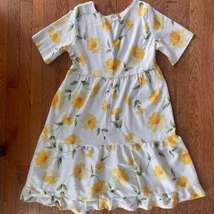 white and butter yellow floral daisy tiered dress